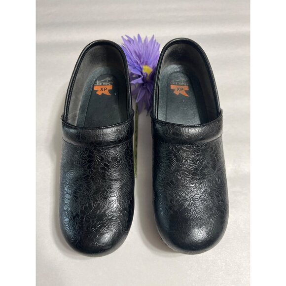 BLACK DANSKO XP CLOGS - Picture 2 of 8